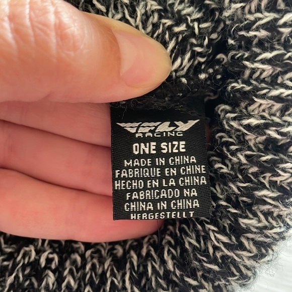 Fly Racing Pom Beanie One Size Black White Cozycore Men’s Women’s Tuque Hat Fall - Picture 2 of 6